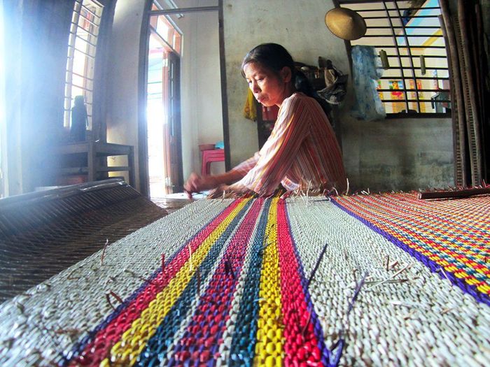 Thăm làng nghề dệt chiếu cói An Xá - Lệ Thuỷ Quảng Bình 7