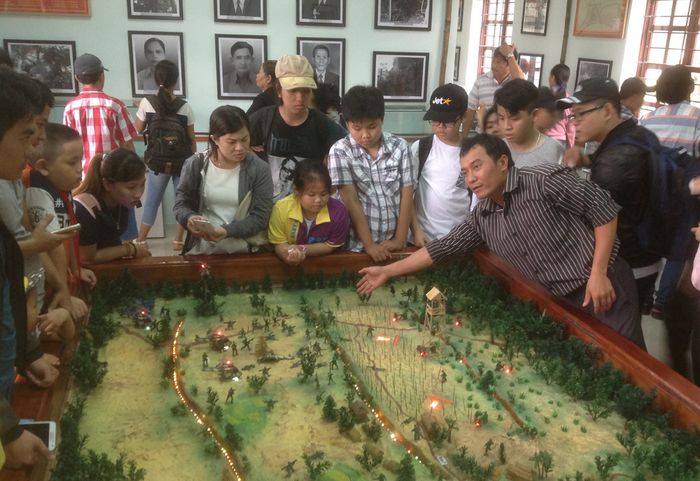 Trải nghiệm địa đạo Gò Thì Thùng Phú Yên - Dấu ấn lịch sử vẫn hiện hữu qua thời gian