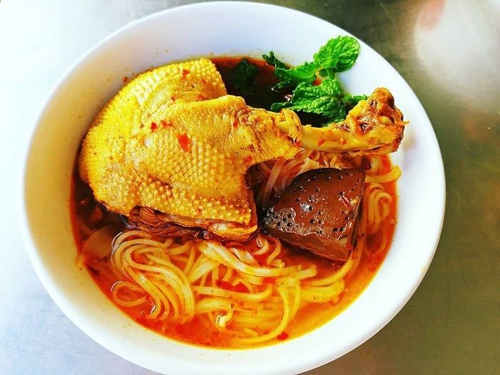 mì Quảng ngon tại Sài Gòn