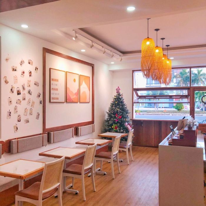 Dear May - điểm đến cà phê phong cách Hàn Quốc đầy cuốn hút