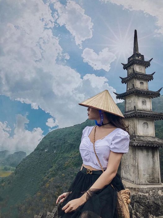 Hòn non bộ - Hang Múa 8