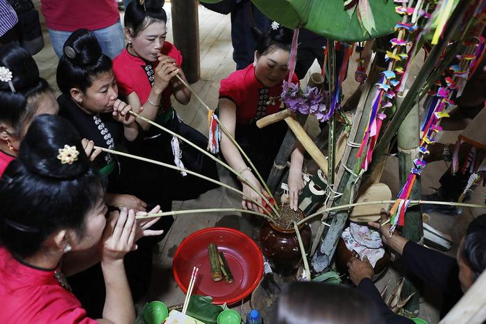 Lễ cầu an của người La Ha, di sản văn hóa của đồng bào vùng cao 8