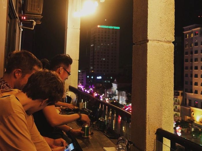Chung cư 42 Nguyễn Huệ: Điểm check-in và trải nghiệm ẩm thực độc đáo nhất Quận 1