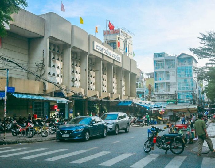 Chợ Xóm Chiếu quận 4 - nơi gây sốt trong lòng tín đồ ẩm thực Sài Gòn