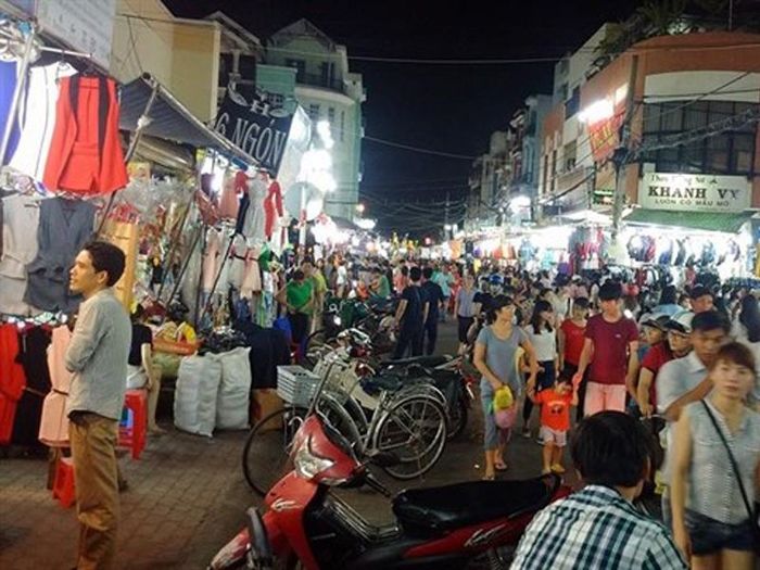 Khám phá chợ đêm Bắc Ninh tại Thủ Đức - Điểm đến mua sắm hấp dẫn không thể bỏ qua
