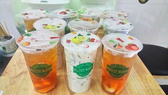 Nguyệt Mango - thiên đường ăn vặt không thể bỏ qua