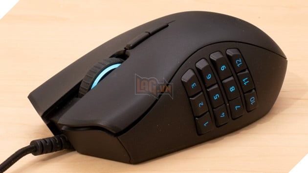 Một game thủ đột ngột muốn thử sức với LMHT chỉ bằng một tay