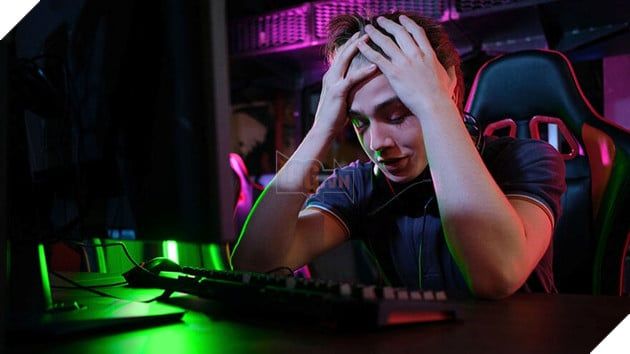 LMHT: Lỡ nói tục với cô gái xinh đẹp mà không biết, game thủ nam thay đổi thái độ khiến cộng đồng bật cười