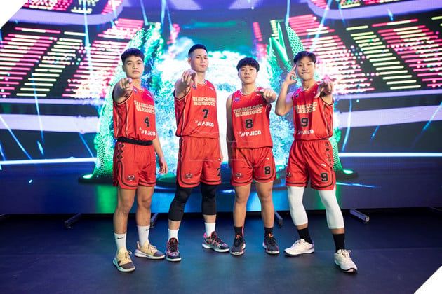 Đại diện Việt Nam tỏa sáng tại Games of Future 2024, chuẩn bị cho Bán kết Phygital Basketball