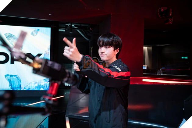 Nuguri nhận định T1 sẽ gặp khó khăn trong việc đánh bại Gen.G vì ảnh hưởng từ Riot Games.