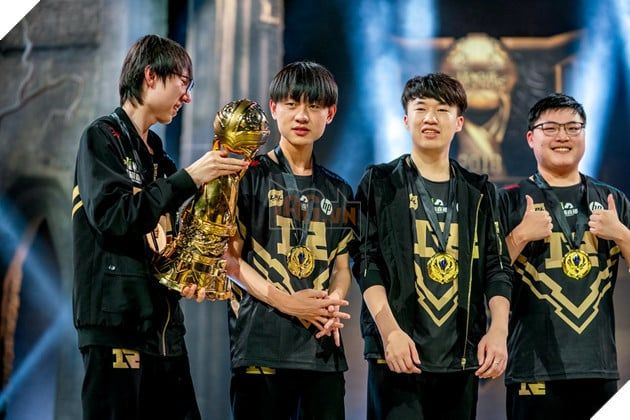 LMHT: Tỷ Lệ Trở Thành Tuyển Thủ Esports Ở LPL Thấp Hơn 7 Lần So Với Tỉ Lệ Vào Được Đại Học Thanh Hoa