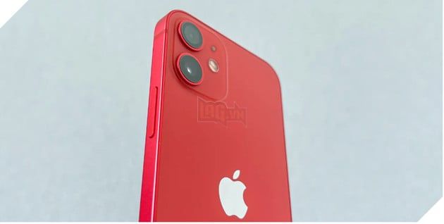 Apple yêu cầu nhân viên giữ kín về mức độ phát xạ trên iPhone 12