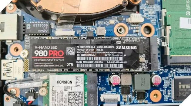 SSD Samsung 980 thường xuyên bị làm giả, chất lượng kém và được bày bán rộng rãi trên mạng