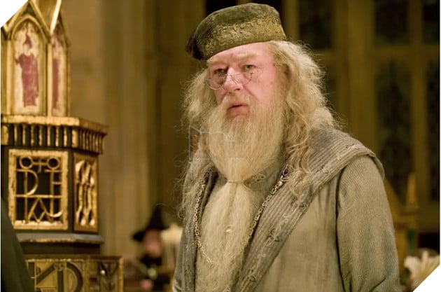 Thầy Dumbledore Michael Gambon đã qua đời ở tuổi 82.