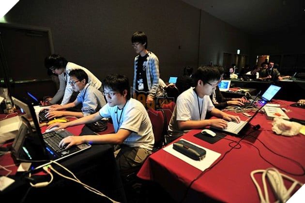 DEFCON 31, nơi hội tụ các hacker hàng đầu thế giới để phát hiện lỗi trong các thuật toán AI.