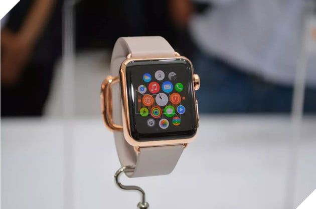 Apple Watch phiên bản mạ vàng trị giá 400 triệu đồng bị đưa vào danh sách thiết bị lỗi thời