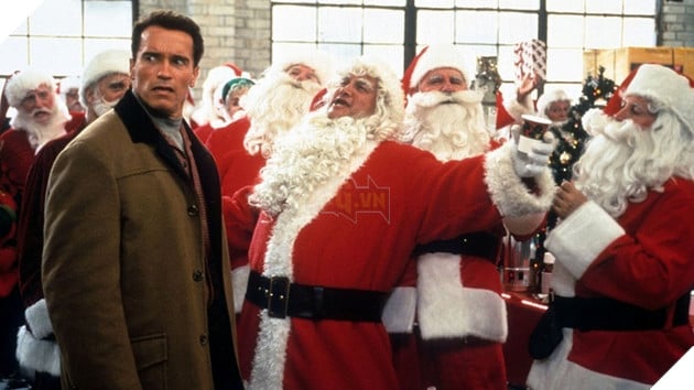 Arnold Schwarzenegger Trở Lại Trong Câu Chuyện Của Ông Lão Noel Kết Hợp Với Alan Ritchson 3