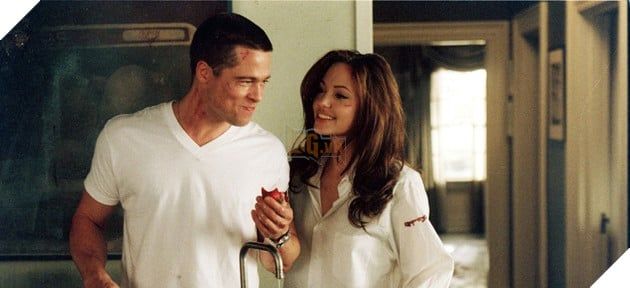 Loạt phim Mr.& Mrs. Smith của Amazon Studios bị dời lịch chiếu