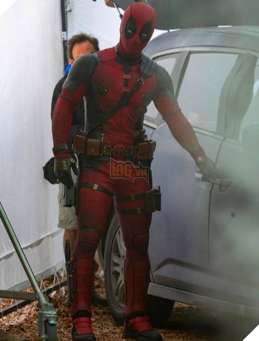 Deadpool 3: Ảnh phim trường hé lộ trang phục mới của Ryan Reynolds