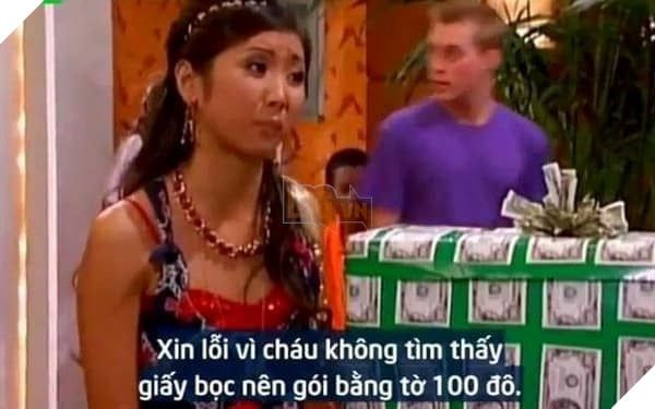 London Tipton và các bức ảnh Flex nổi tiếng của phú bà Disney!