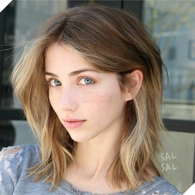 emily rudd one piece