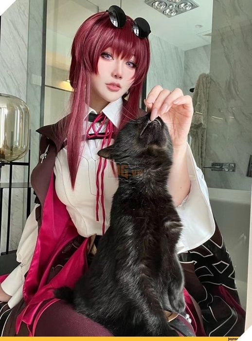 cosplay nhân vật Kafka trong Honkai Star Rail