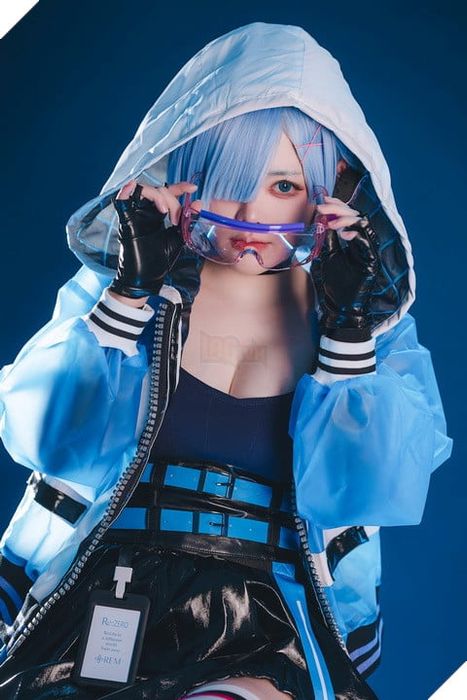 Ngắm nhìn bộ Cosplay Rem phiên bản hiện đại trong Re:Zero − Starting Life in Another World 13