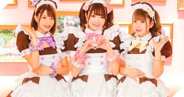 Sôi nổi tranh cãi về một quán Maid Cafe theo phong cách Anime Nhật Bản 3 tại Hàn Quốc