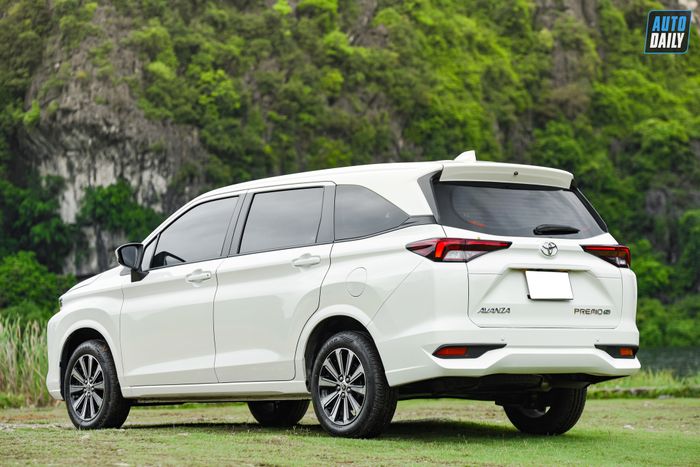 Tháng 5/2024: Ưu đãi đặc biệt cho khách mua xe Toyota Veloz Cross và Avanza Premio