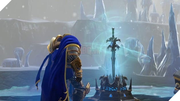 Người hâm mộ đã dành hơn 700 giờ để tạo ra thanh Frostmourne cực kỳ chi tiết trong thế giới của Warcraft