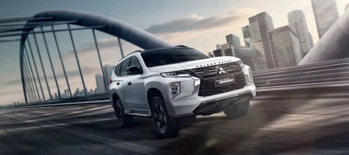 Mitsubishi Pajero Sport 2024: Cải tiến thiết kế, nâng cấp trang bị, giá từ 33.428 USD 2024-mitsubishi-pajero-sport-thailand-1-2048x910-1.webp