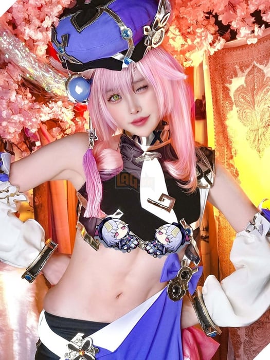 Cosplay Dori quá quyến rũ, gây tranh cãi trong cộng đồng