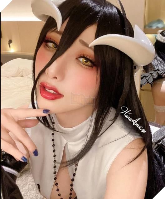 cosplay Albedo trong Overlord