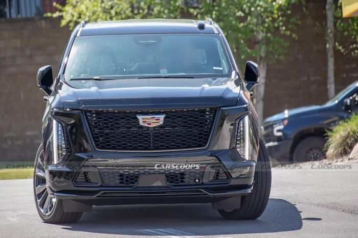 Cadillac Escalade V 2025 bản nâng cấp xuất hiện không che kín 2025-cadillac-escalade-v-scoop-4-2048x1366.webp