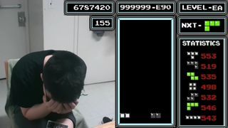 fractal161 đạt đến màn hình kết thúc của NES Tetris