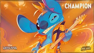 Stitch chơi đàn guitar và nháy mắt trong bức tranh từ Disney Lorcana