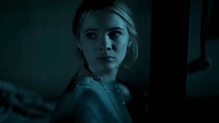 Freya Allan vai Iris trong Baghead