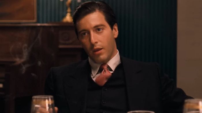 Al Pacino trong vai Sonny Corleone trong The Godfather