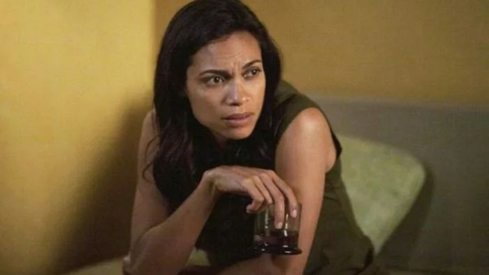 Rosario Dawson vai Claire Temple