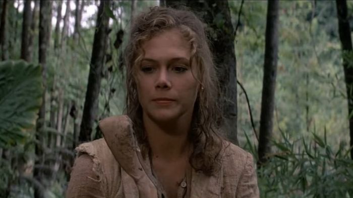 Kathleen Turner trong Khi Tình Yêu Nở Hoa