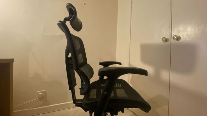 Mavix M7 từ phía bên
