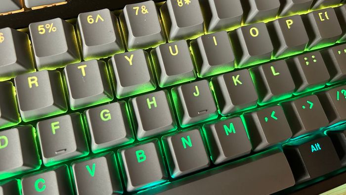 Drop CTRL V2 keycaps gần