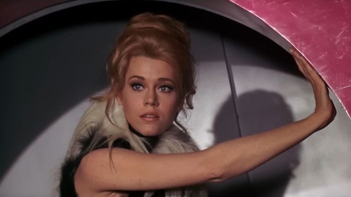 Jane Fonda trong Barbarella