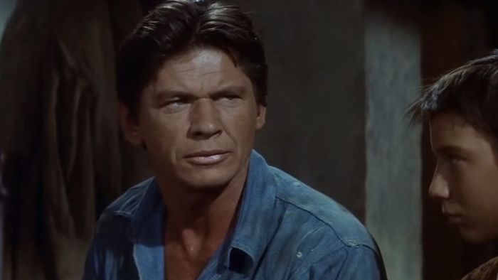 Charles Bronson trong The Magnificent Seven