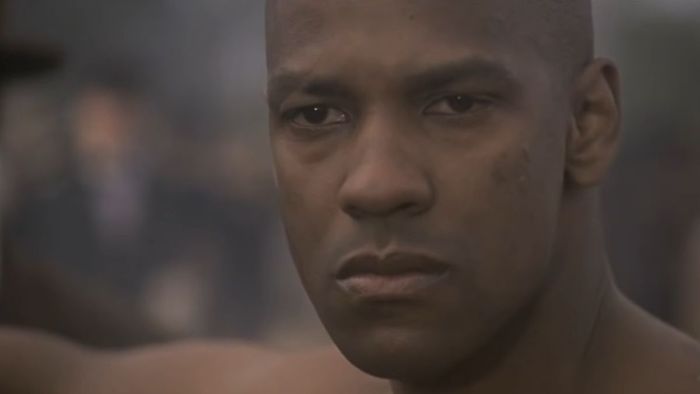 Denzel Washington trong Dòng Máu Tri Ân