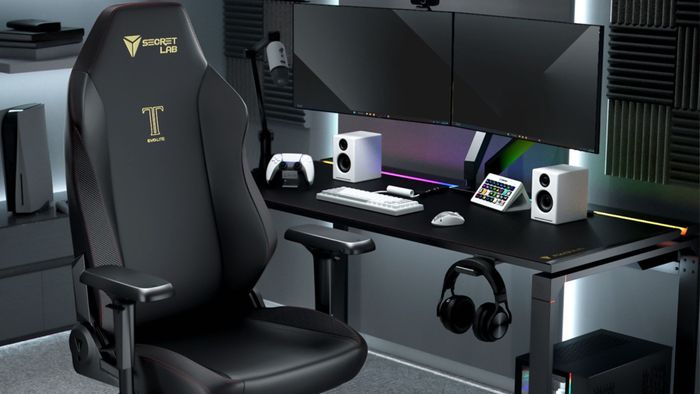 Hình ảnh quảng cáo Secretlab Titan Evo Lite của chiếc ghế trong bài thiết lập gaming
