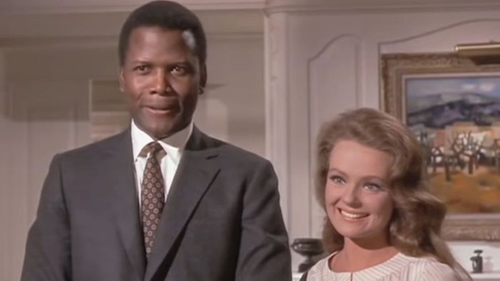 Sidniey Poitier và Katharine Hepburn trong Guess Who's Coming to Dinner