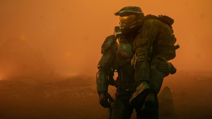 Master Chief (Pablo Schreiber) trong mùa 2 của Halo