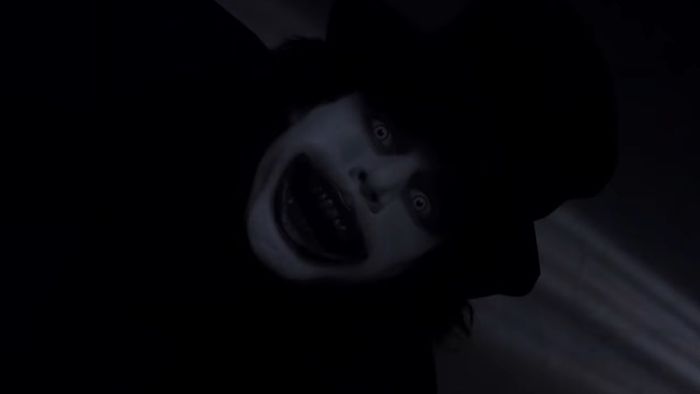 The Babadook làm sợ một bà mẹ trong phòng ngủ của cô ở The Babadook