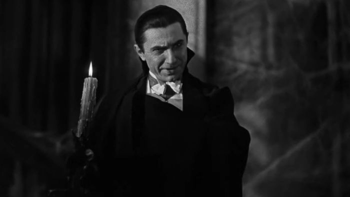 Dracula chào đón Renfield trong bộ phim kinh điển Dracula